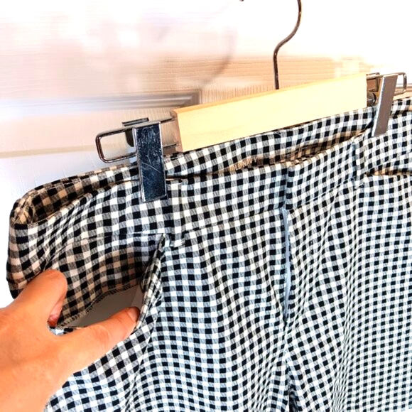 Old Navy NWOT Black White Athleisure High Rise Pixie Shorts Women's Plus Size 14 - Picture 6 of 13